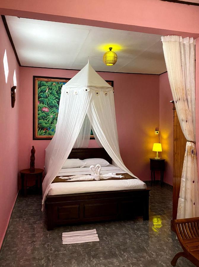Homestay Sente Munduk Buitenkant foto